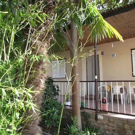 House Carmel *